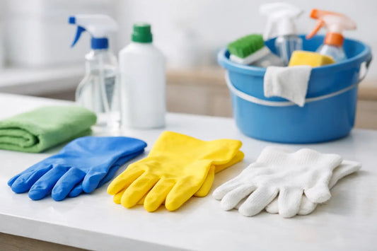 Welche Handschuhe für Reinigung passen?